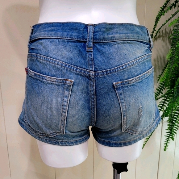 BDG Women's Size 25 Mid Rise Cheeky Shorts - Picture 3 of 11